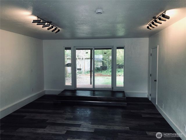 8624 Oxford Drive SE, Lacey, WA 98503