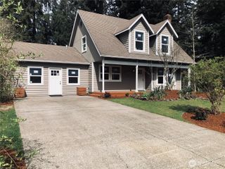 8624 Oxford Drive SE, Lacey, WA 98503