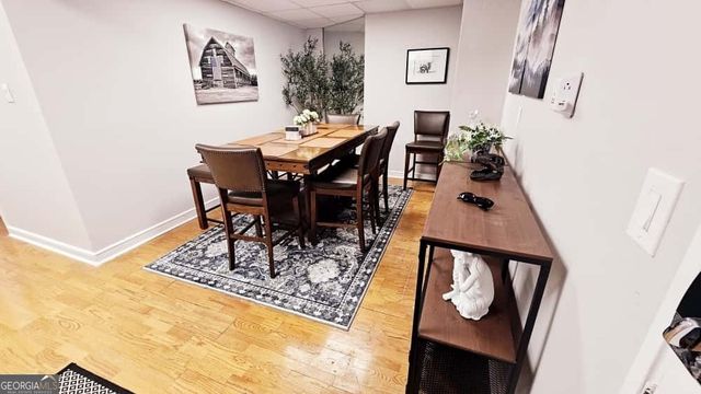 300 Peachtree Street NE 17H, Atlanta, GA 30332