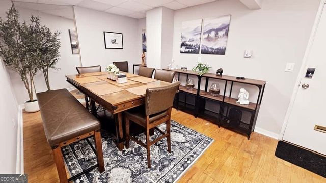 300 Peachtree Street NE 17H, Atlanta, GA 30332