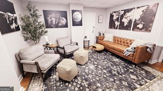 300 Peachtree Street NE 17H, Atlanta, GA 30332