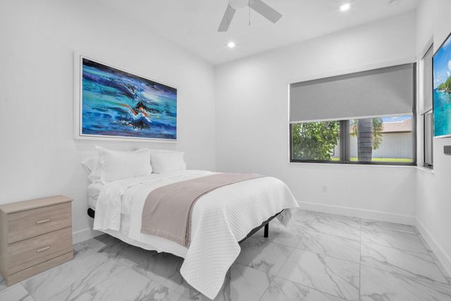 9651 Spruce Woods Drive, Boynton Beach, FL 33473