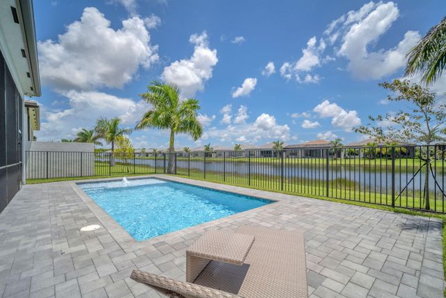 9651 Spruce Woods Drive, Boynton Beach, FL 33473