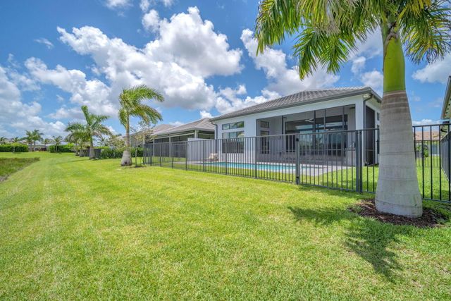 9651 Spruce Woods Drive, Boynton Beach, FL 33473