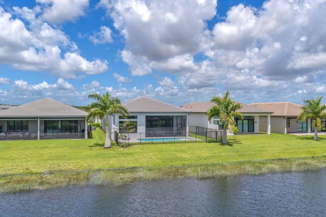 9651 Spruce Woods Drive, Boynton Beach, FL 33473