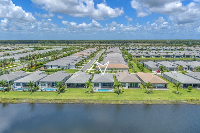 9651 Spruce Woods Drive, Boynton Beach, FL 33473