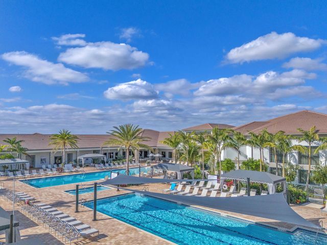 9651 Spruce Woods Drive, Boynton Beach, FL 33473