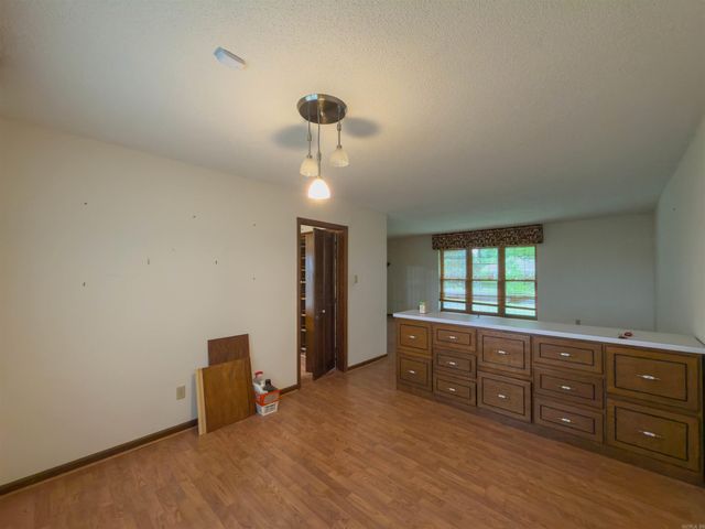 5102 Madison Ave, Jacksonville, AR 72076