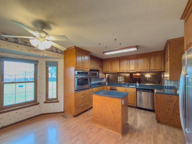 5102 Madison Ave, Jacksonville, AR 72076