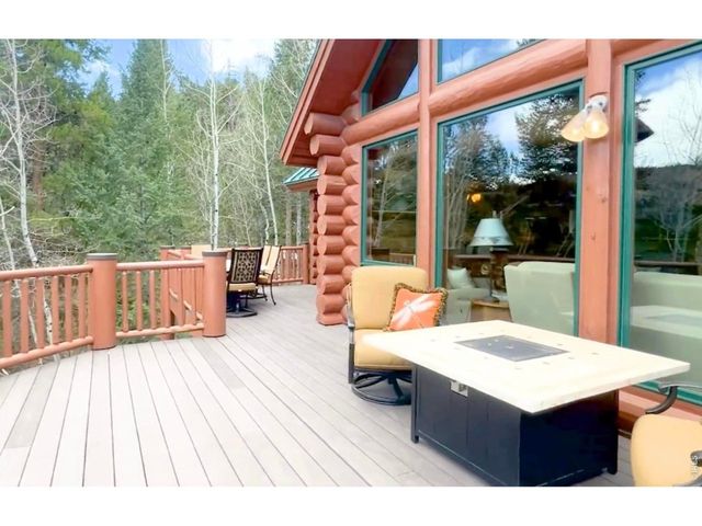 1490 Hummingbird Dr, Estes Park, CO 80517