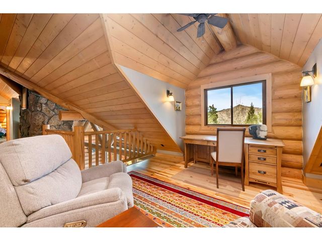 1490 Hummingbird Dr, Estes Park, CO 80517