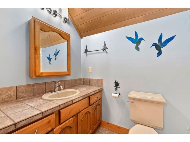 1490 Hummingbird Dr, Estes Park, CO 80517
