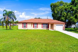 2175 SE Heathwood Circle, Port St Lucie, FL 34952