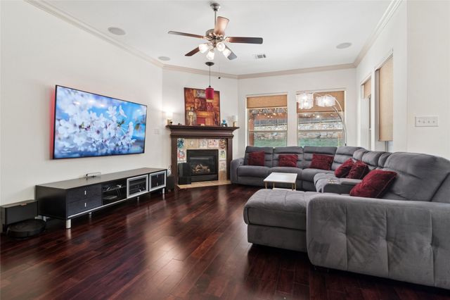 6715 Castillo Street, Irving, TX 75039