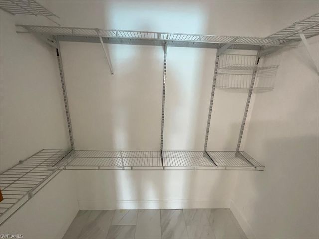 20620 Pine Tree LN, Estero, FL 33928