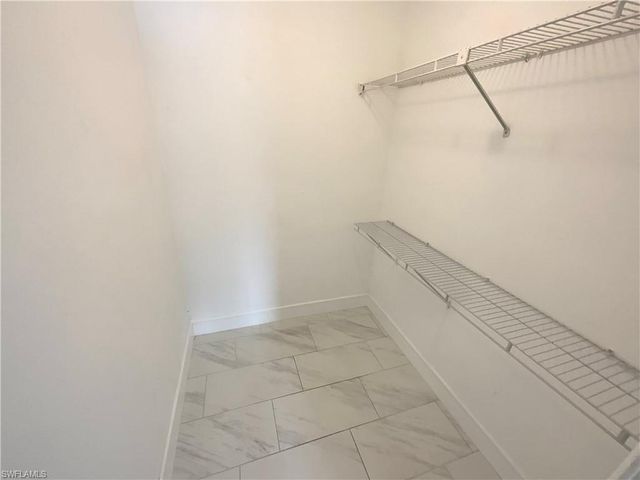 20620 Pine Tree LN, Estero, FL 33928