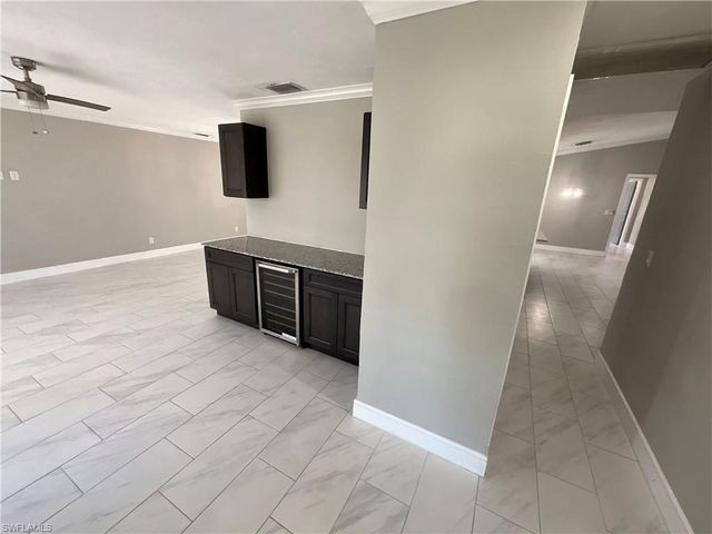 20620 Pine Tree LN, Estero, FL 33928