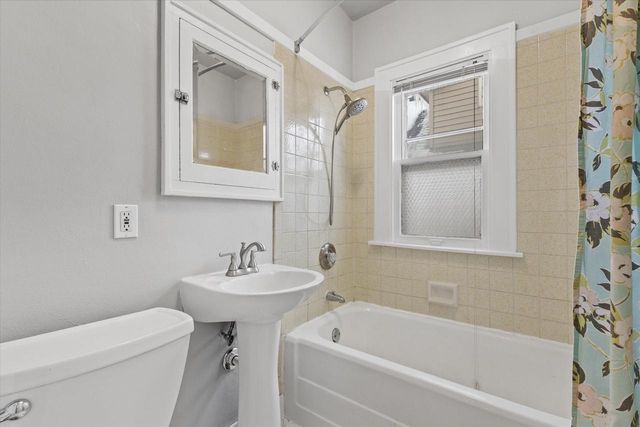 413 S 69th STREET, Milwaukee, WI 53214