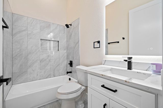 19071 White Bluff Drive, Whitney, TX 76692