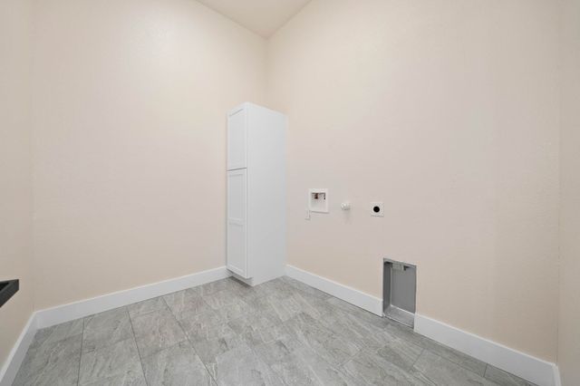 19071 White Bluff Drive, Whitney, TX 76692