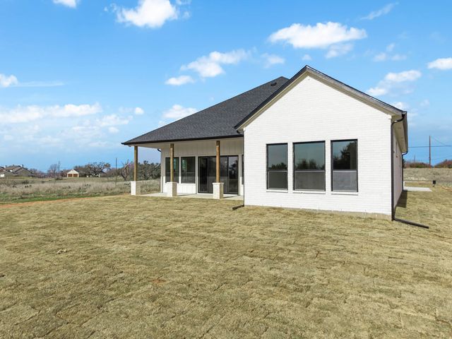 19071 White Bluff Drive, Whitney, TX 76692