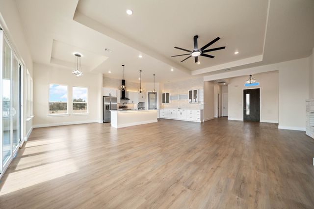 19071 White Bluff Drive, Whitney, TX 76692