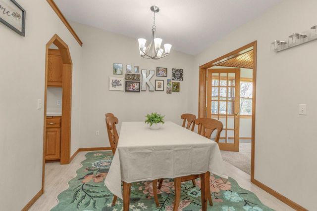 1252 Otter Ridge Road, White Bear Lake, MN 55110