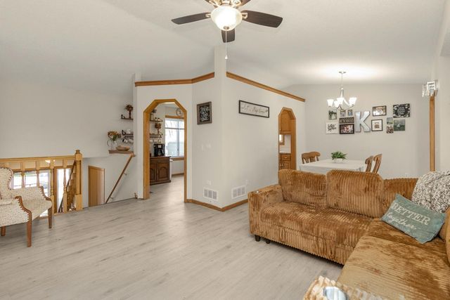 1252 Otter Ridge Road, White Bear Lake, MN 55110