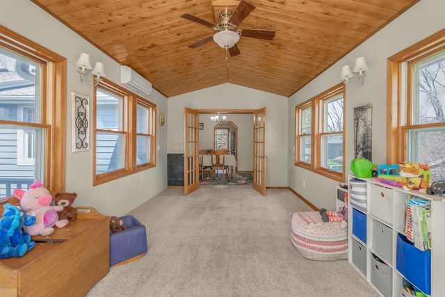 1252 Otter Ridge Road, White Bear Lake, MN 55110