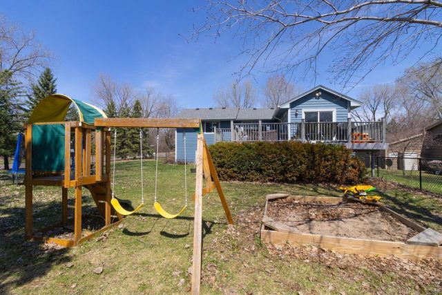 1252 Otter Ridge Road, White Bear Lake, MN 55110