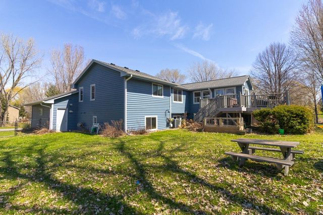 1252 Otter Ridge Road, White Bear Lake, MN 55110