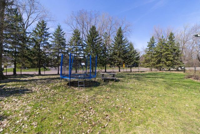 1252 Otter Ridge Road, White Bear Lake, MN 55110