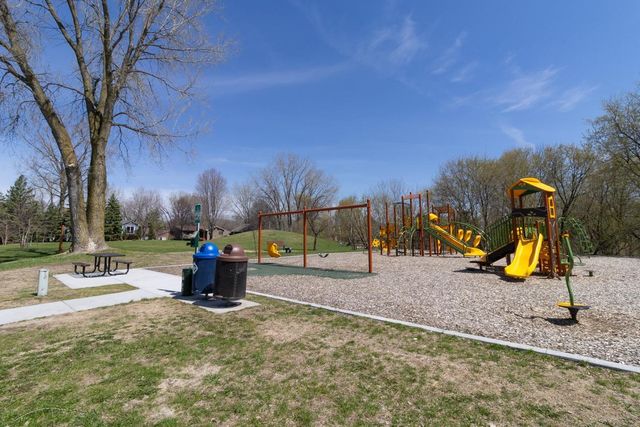 1252 Otter Ridge Road, White Bear Lake, MN 55110