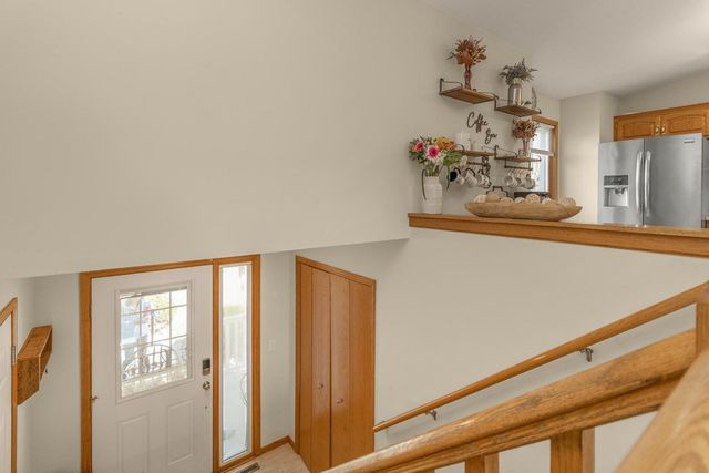 1252 Otter Ridge Road, White Bear Lake, MN 55110