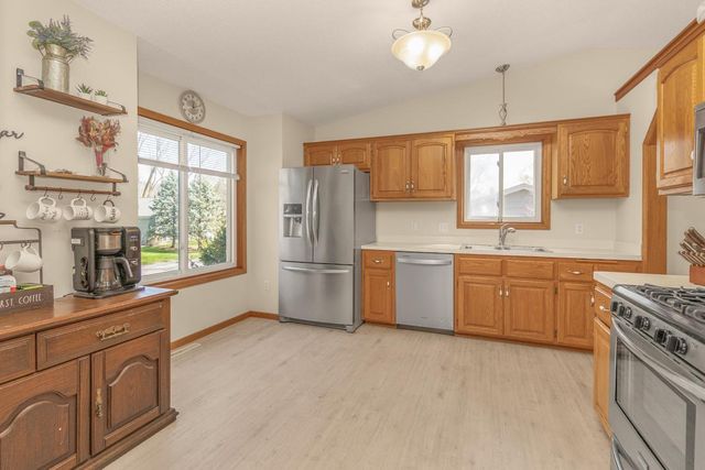 1252 Otter Ridge Road, White Bear Lake, MN 55110