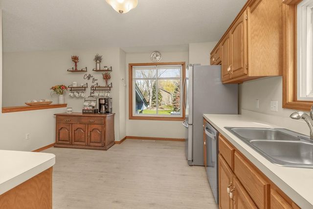 1252 Otter Ridge Road, White Bear Lake, MN 55110