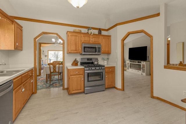 1252 Otter Ridge Road, White Bear Lake, MN 55110