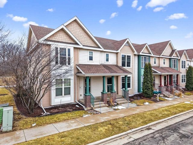 429 E Linnerud Drive, Sun Prairie, WI 53590