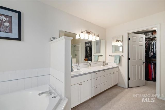 821 Horizon Way, Nampa, ID 83686
