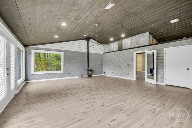 110 Wilderness End, Clarkesville, GA 30523