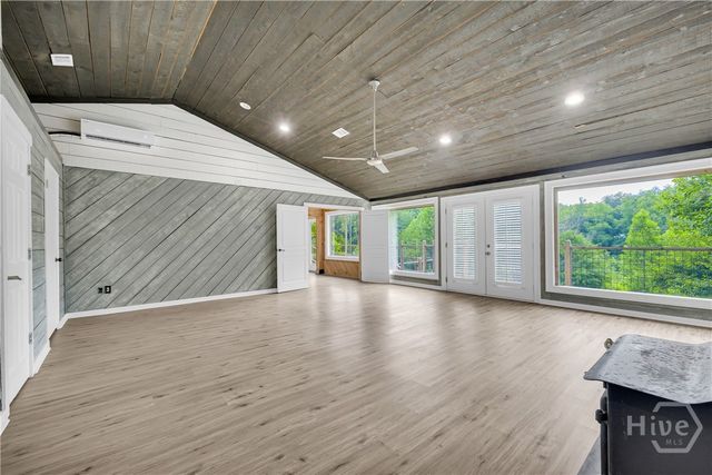 110 Wilderness End, Clarkesville, GA 30523
