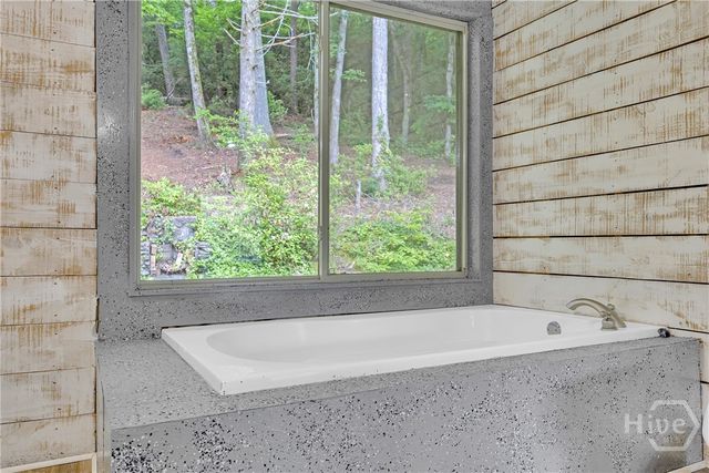 110 Wilderness End, Clarkesville, GA 30523