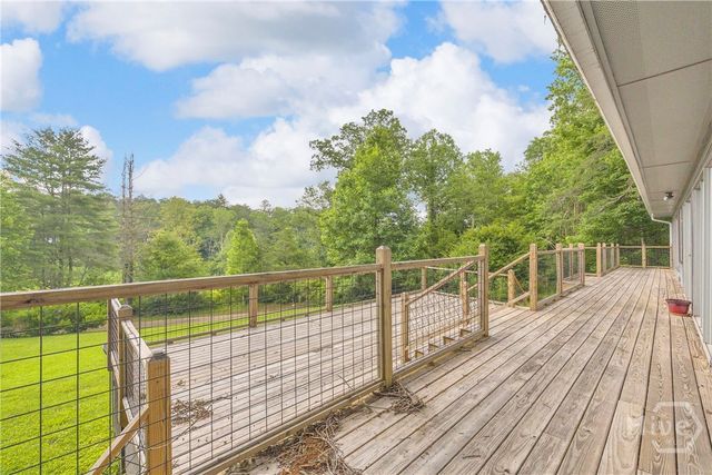 110 Wilderness End, Clarkesville, GA 30523