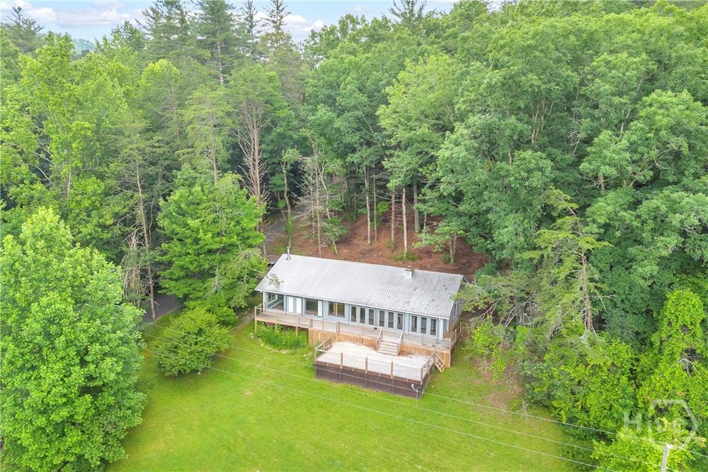 110 Wilderness End, Clarkesville, GA 30523