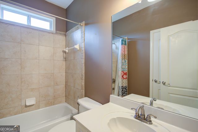 9025 Devonwood Court, Gainesville, GA 30506