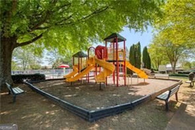 9025 Devonwood Court, Gainesville, GA 30506