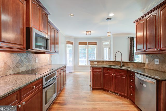 9025 Devonwood Court, Gainesville, GA 30506