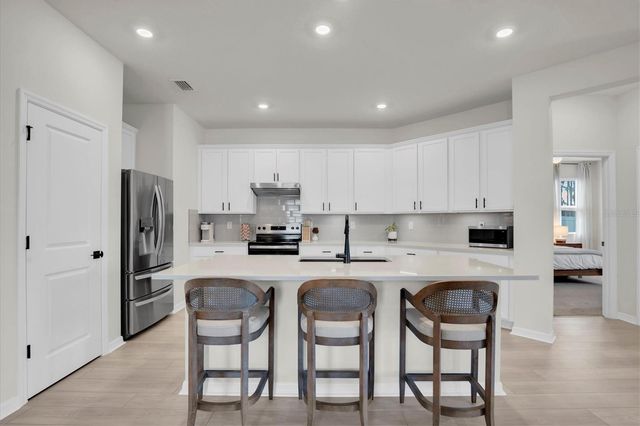 37557 MACKENZIE DRIVE, Zephyrhills, FL 33540