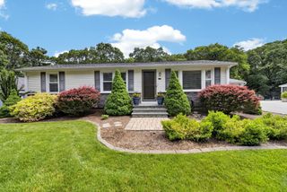 151 Signal Rock Drive, North Kingstown, RI 02852
