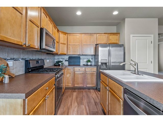 4476 Stethern Dr, Loveland, CO 80538